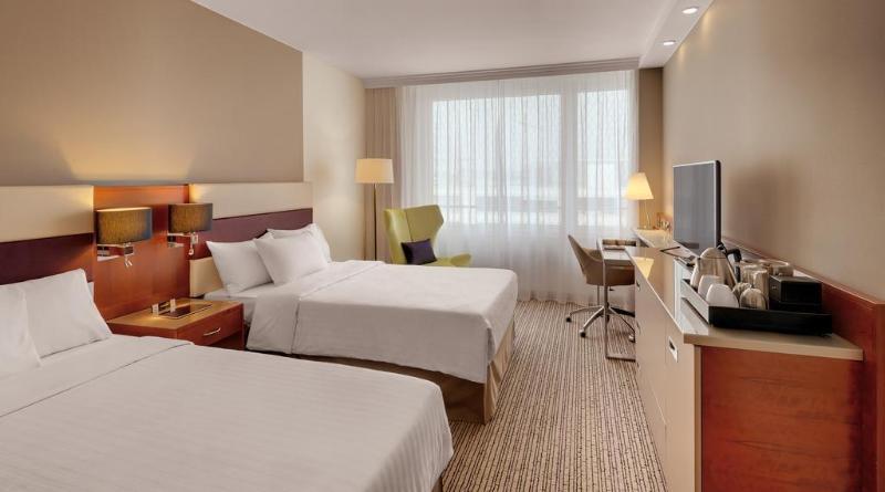 Courtyard By Marriott Zurich North Hotel Екстериор снимка