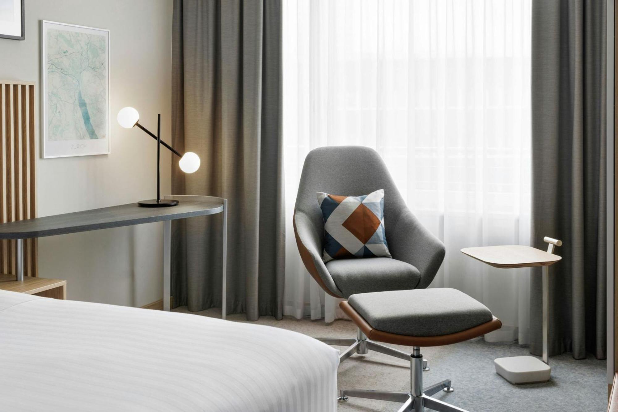 Courtyard By Marriott Zurich North Hotel Екстериор снимка