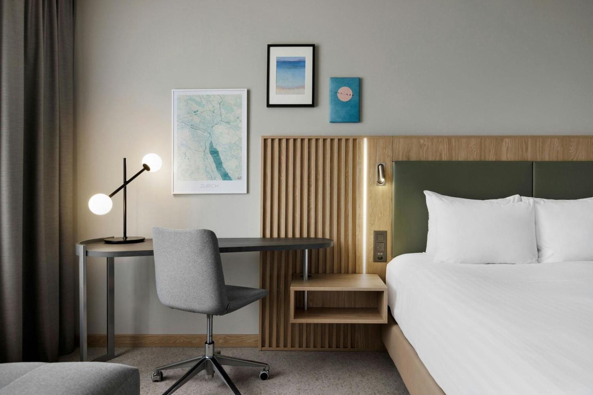 Courtyard By Marriott Zurich North Hotel Екстериор снимка